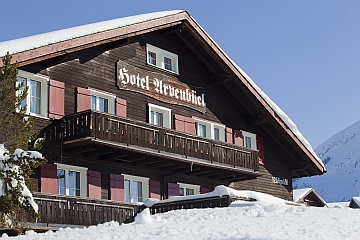 Hotel Arvenbüel im Winter