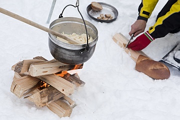 Fondue auf Schneeschuh-Tour