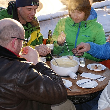 giant fondue caquelon